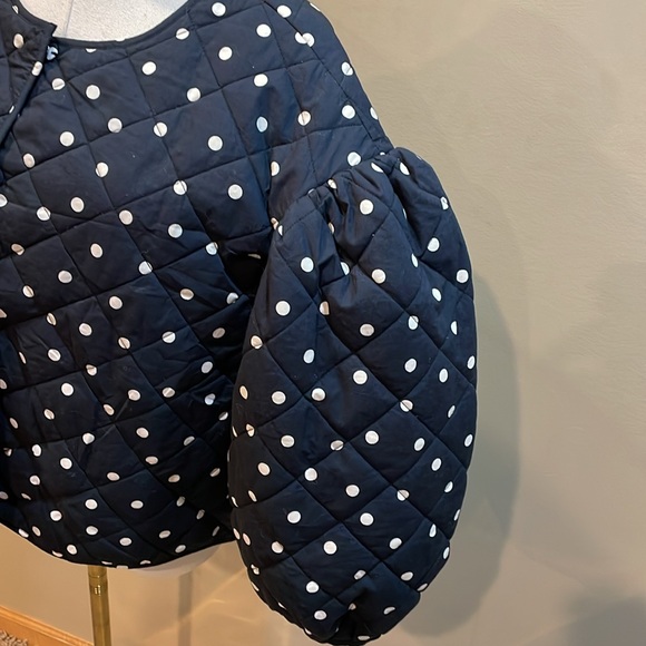 CLARE V. Petit Reversible Puff Polka Dot/ Solid/Jacket in size M/L - Picture 9 of 16